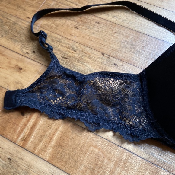 Victoria’s Secret Lined Demi Bra, 32C - Picture 6 of 6